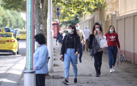 Pritet lehtesimi i masave Covid- Brataj: Sipas ecurise vera do jete pa maska